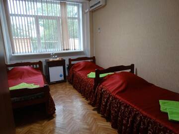 Фото номера Стандартный трехместный номер Гостиница Золотая миля г. Рязань 2